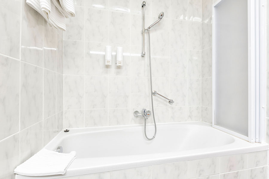 Tub to shower conversion contractors in Sarasota, FL